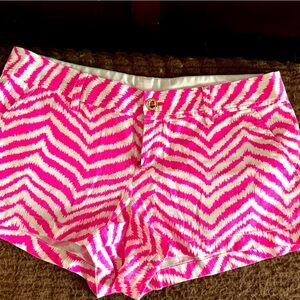 Lilly Pulitzer High Waist Pink and White Chevron Shorts